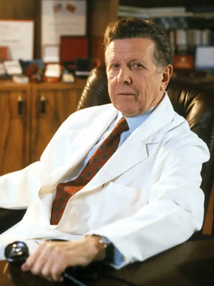 Doctor Alejandro Montes